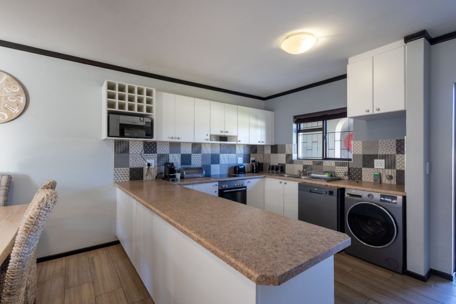 3 Bedroom Property for Sale in Santini Village Western Cape